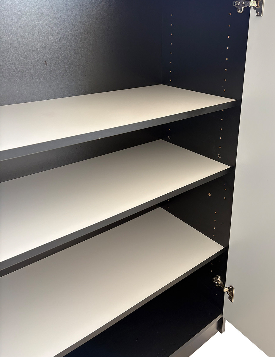 gallery-item
