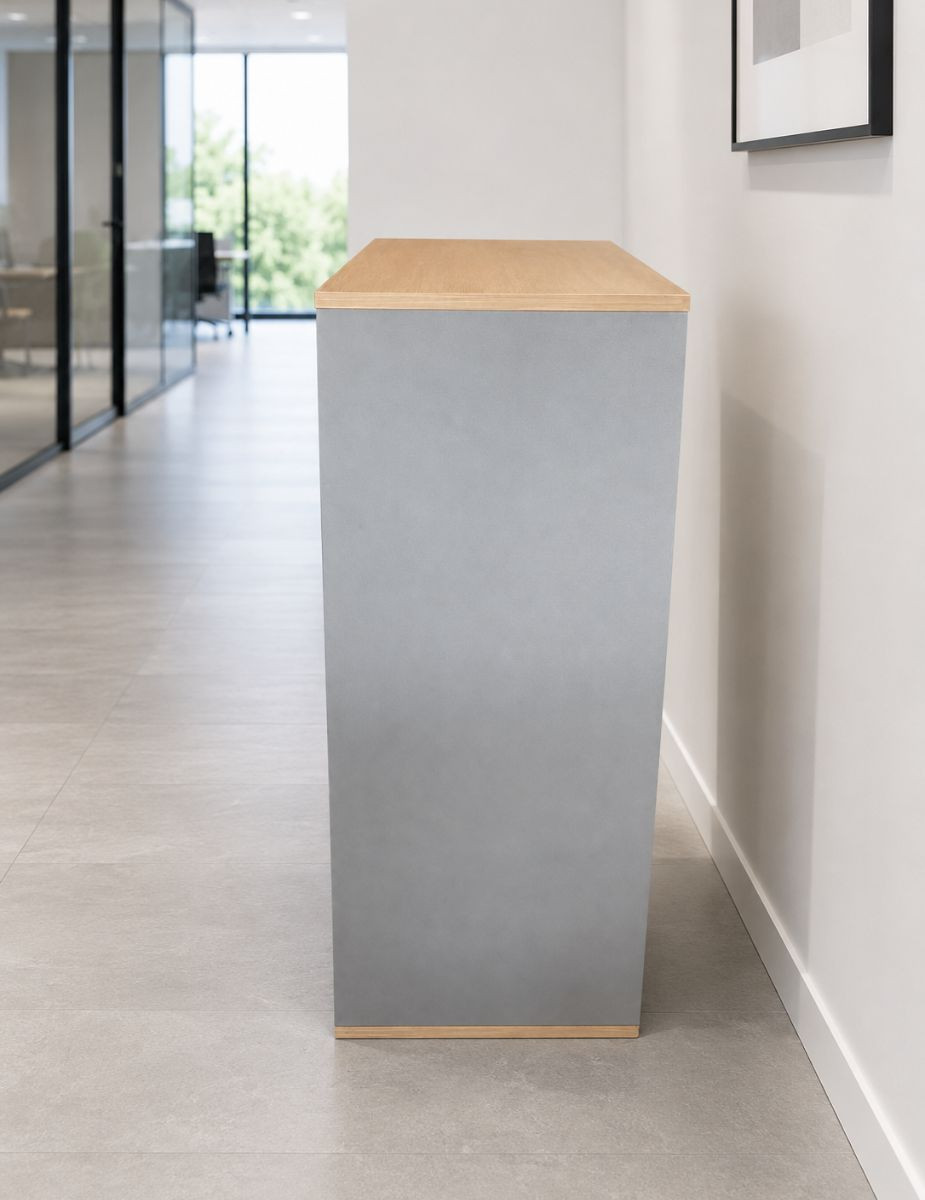 gallery-item
