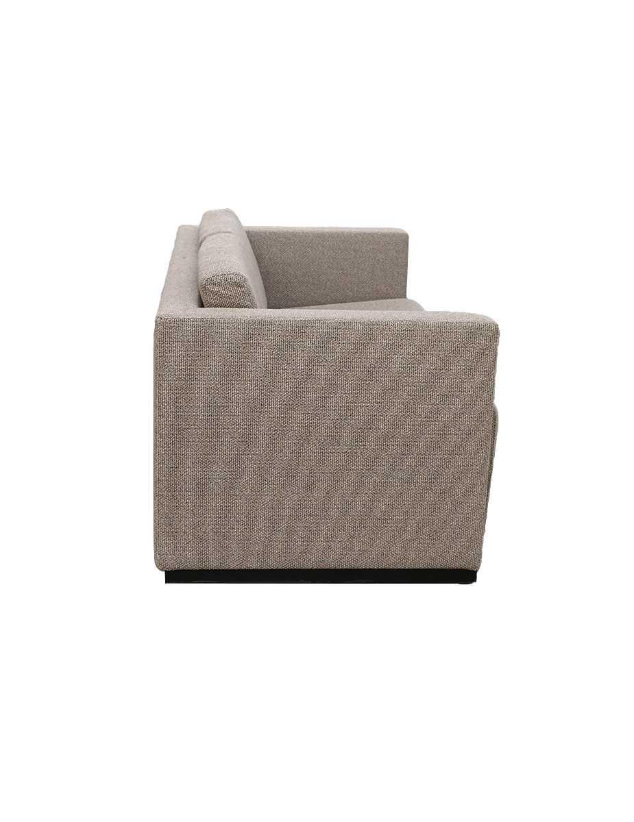 gallery-item