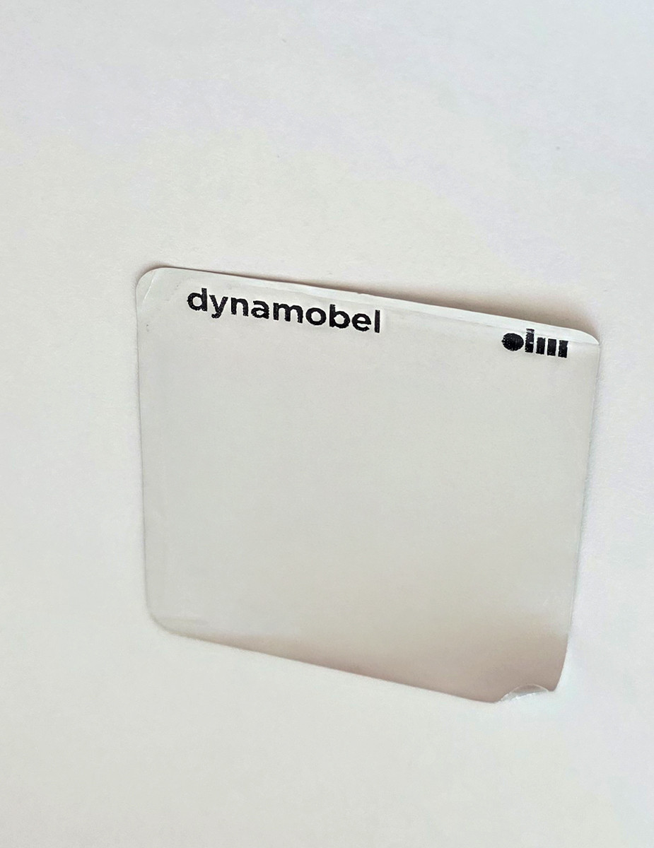 gallery-item