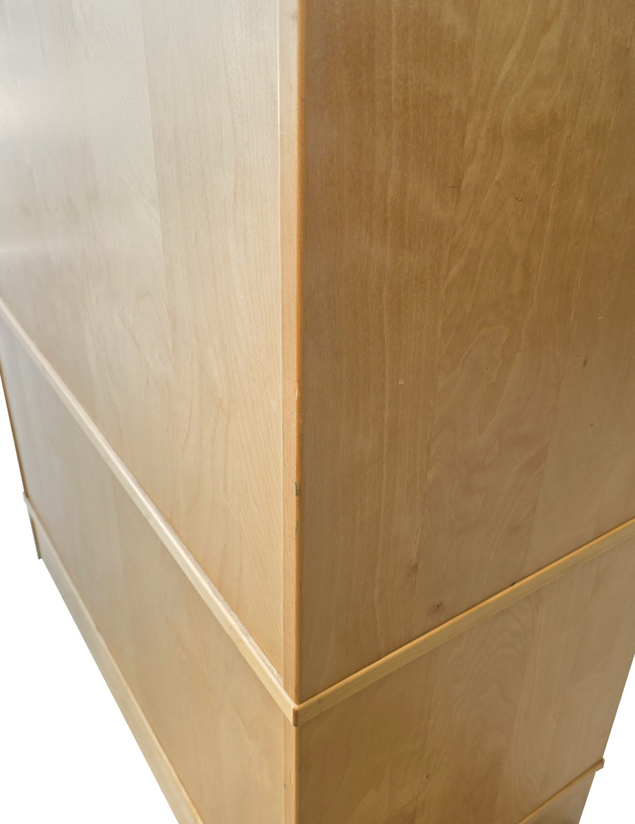 gallery-item