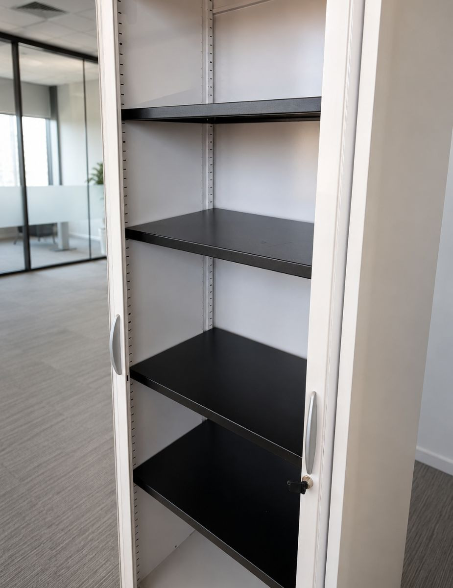 gallery-item