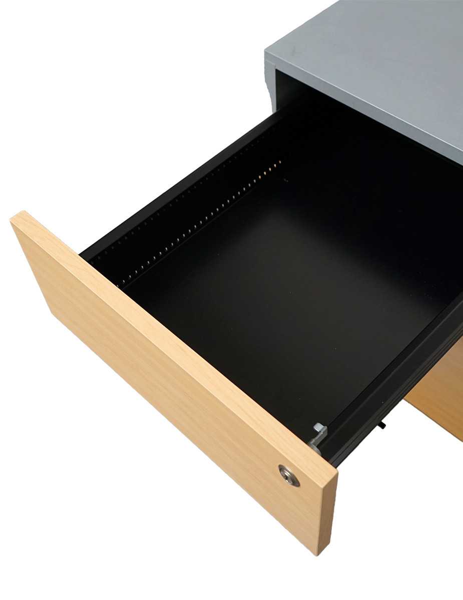 gallery-item