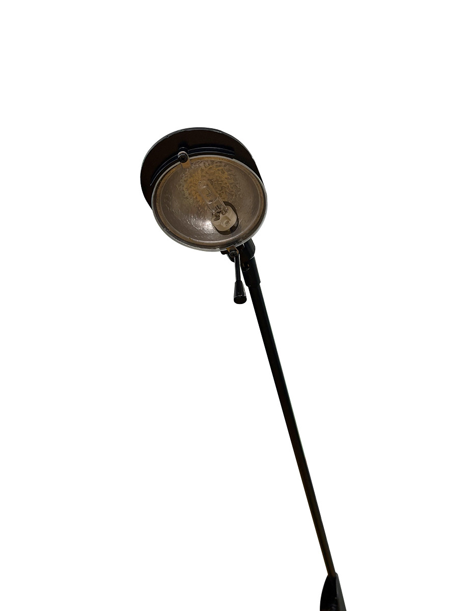 gallery-item