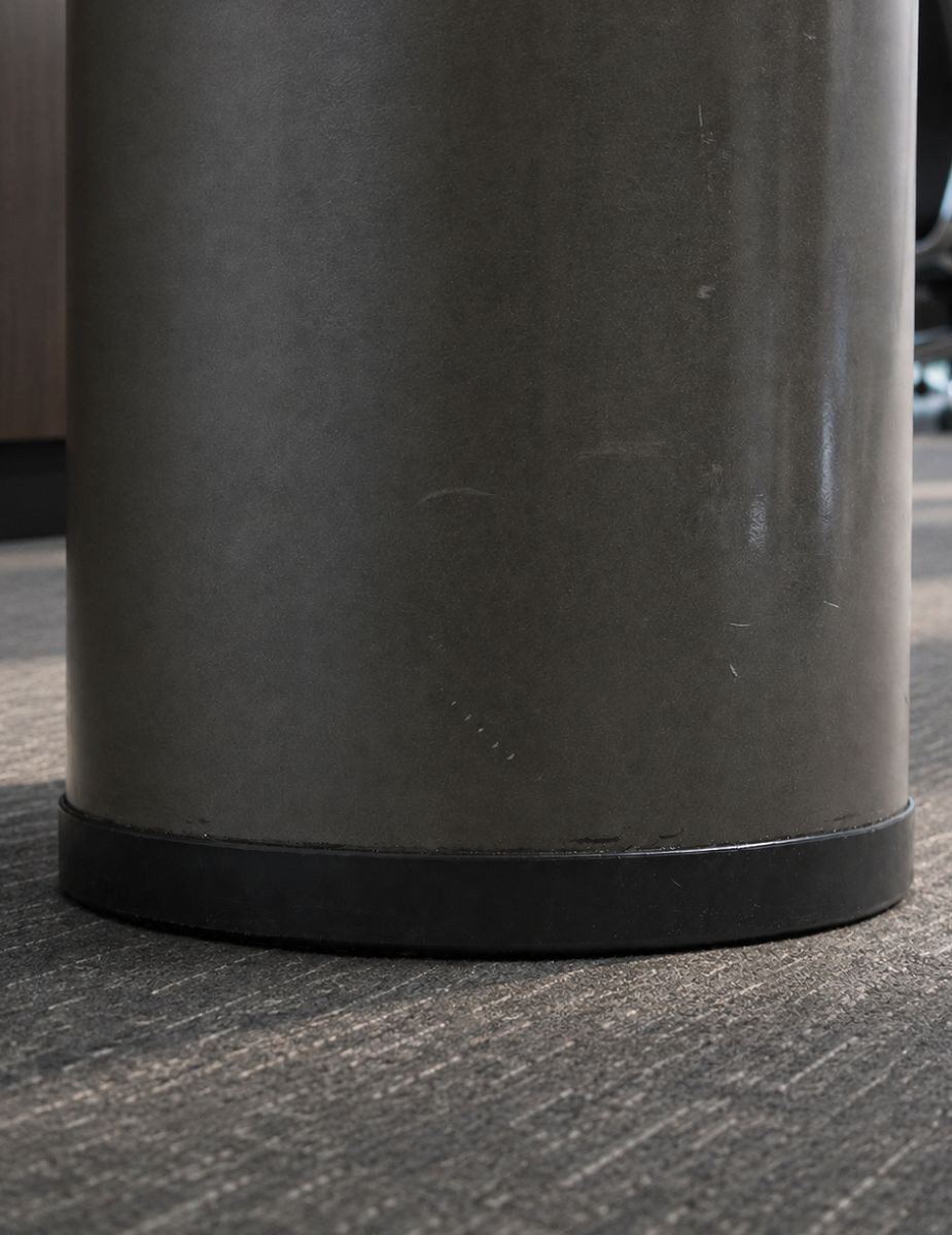 gallery-item