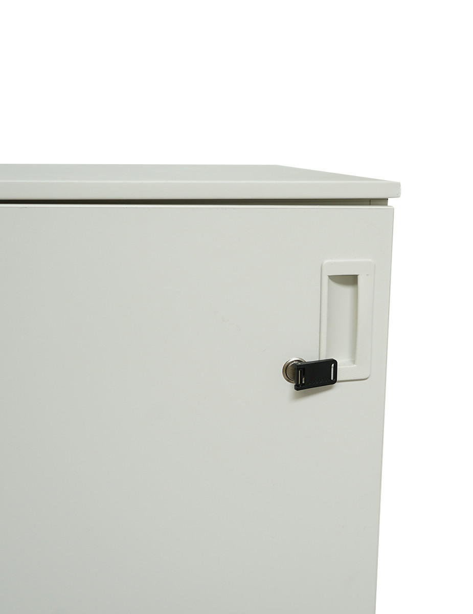 gallery-item