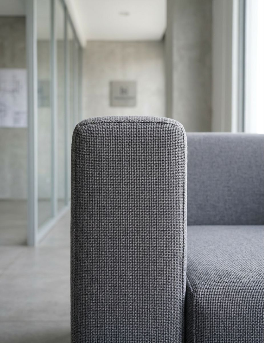 gallery-item