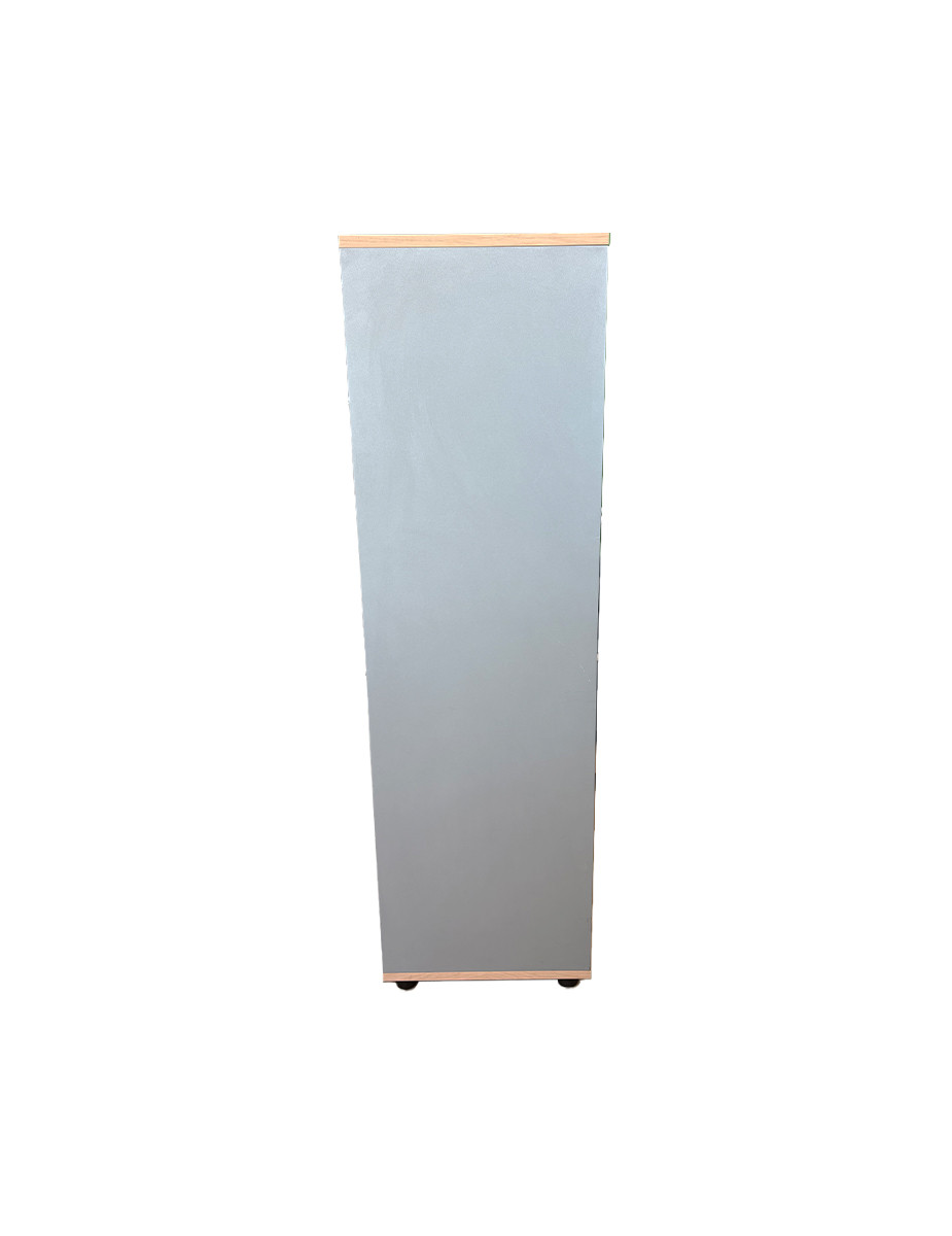 gallery-item
