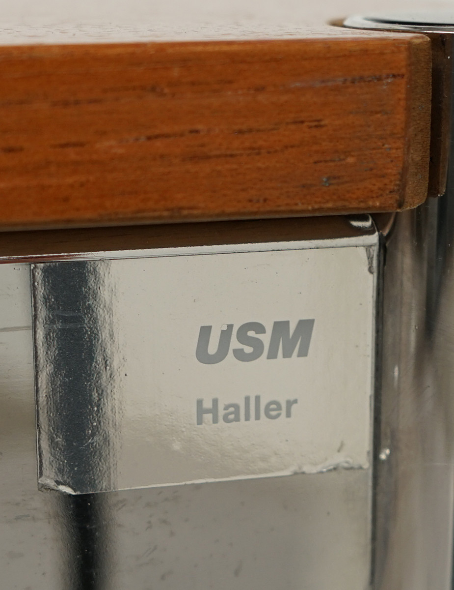 gallery-item