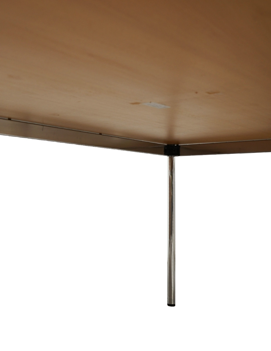 gallery-item