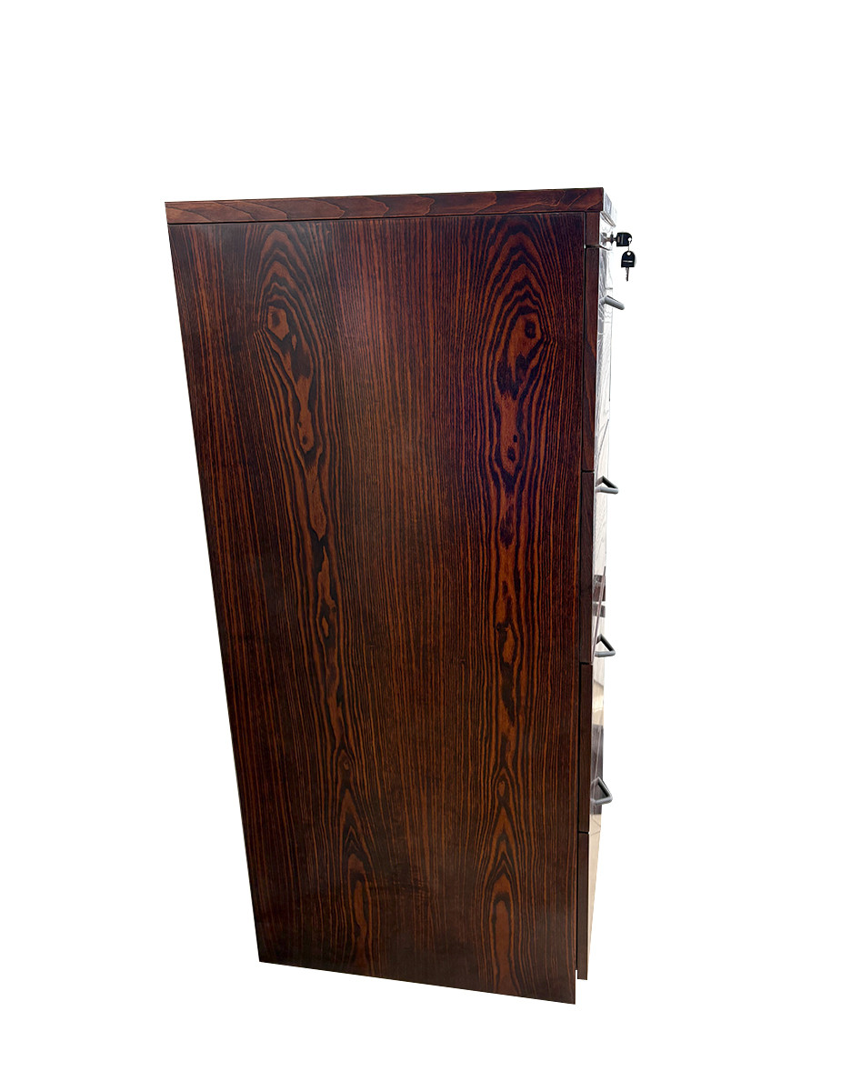 gallery-item