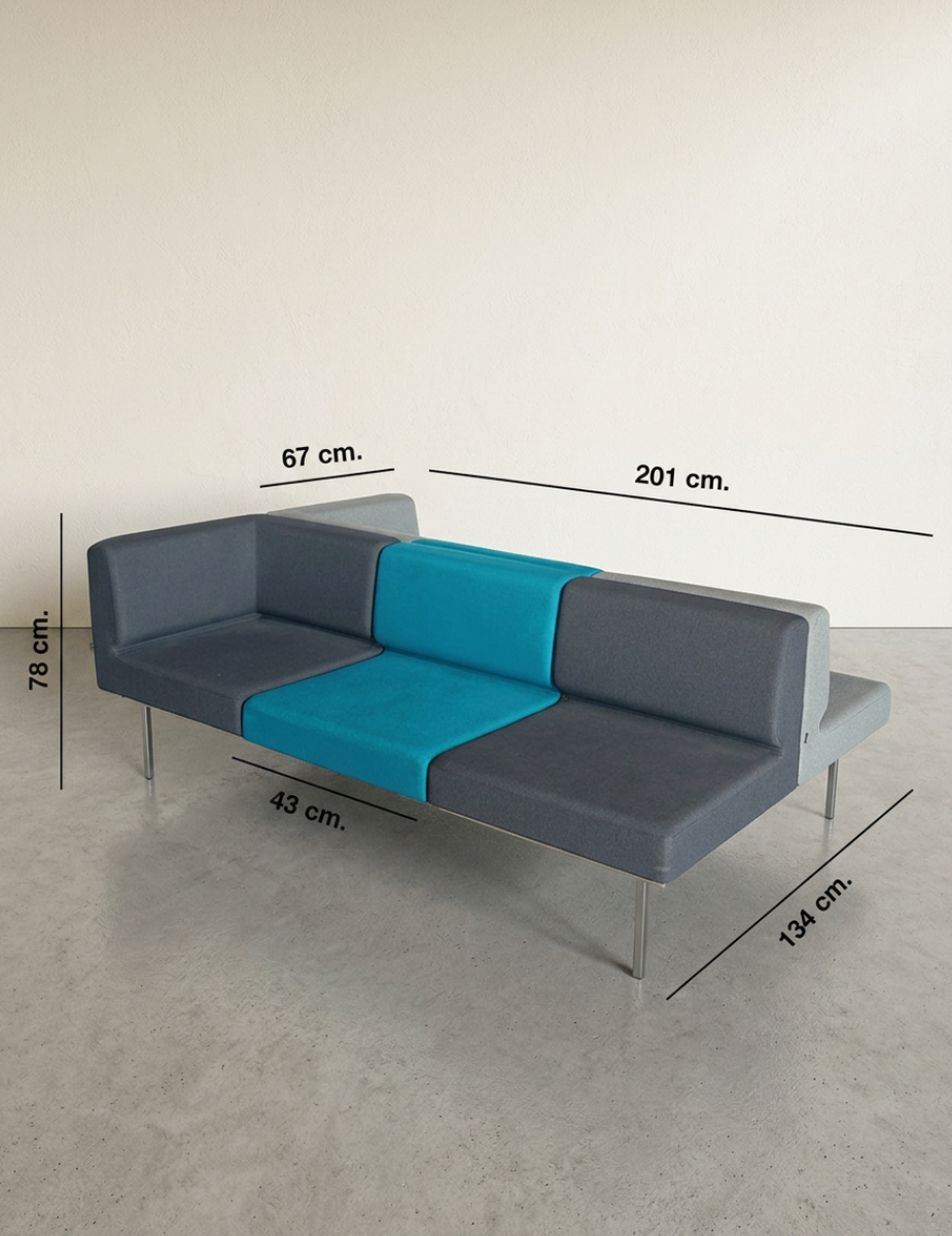 gallery-item
