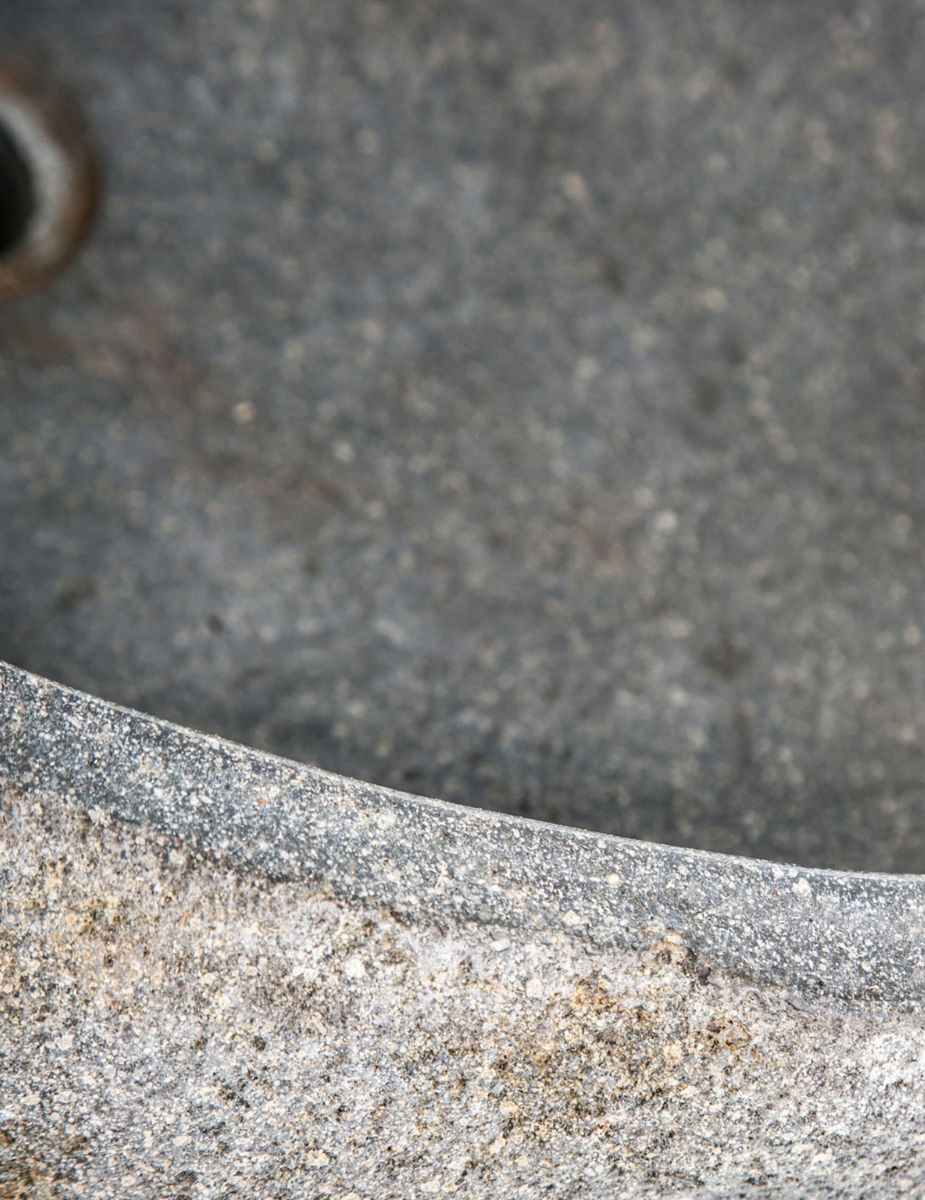 gallery-item