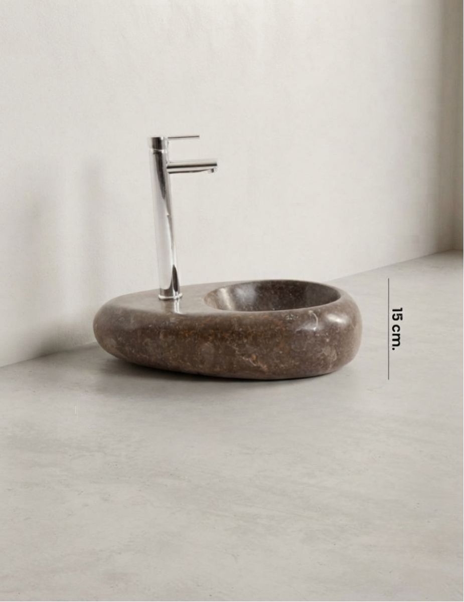 gallery-item