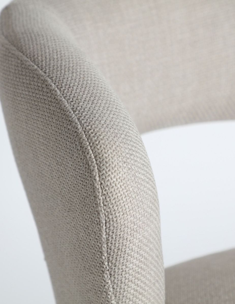 gallery-item