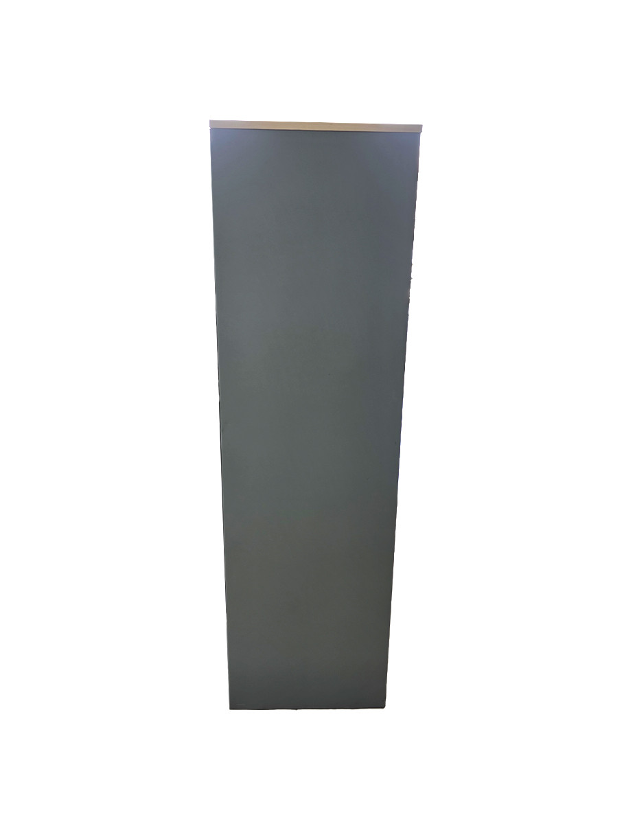 gallery-item