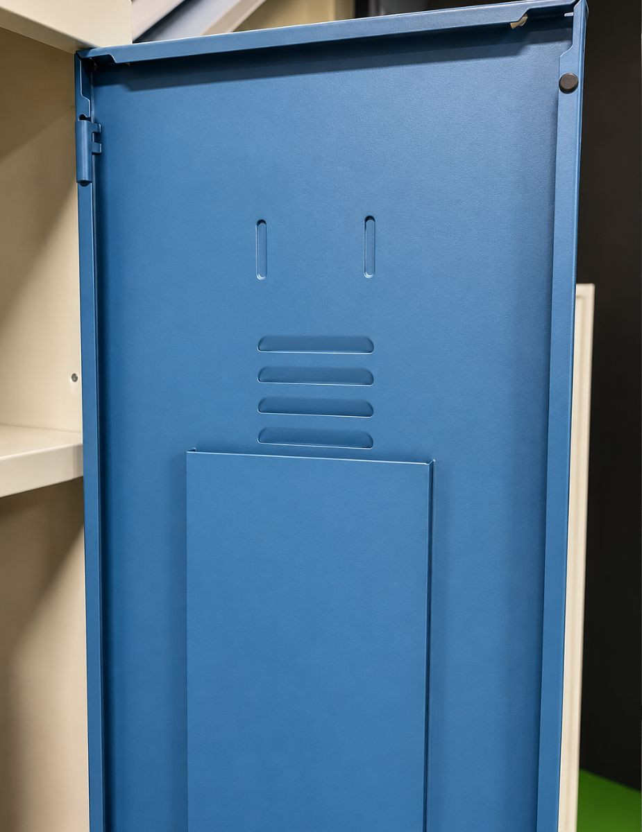 gallery-item