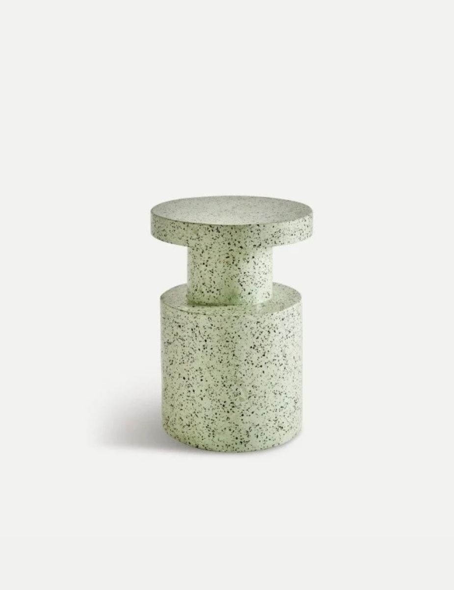 gallery-item