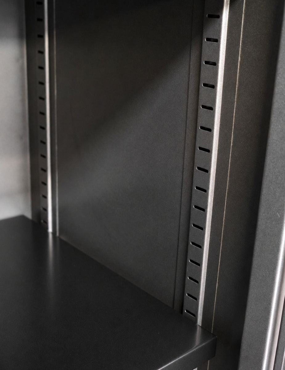 gallery-item