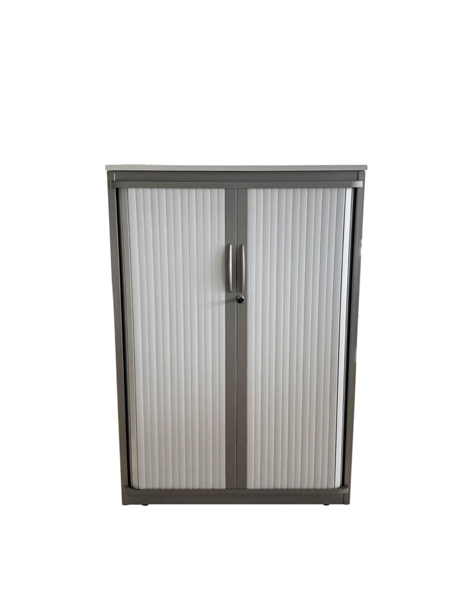 gallery-item