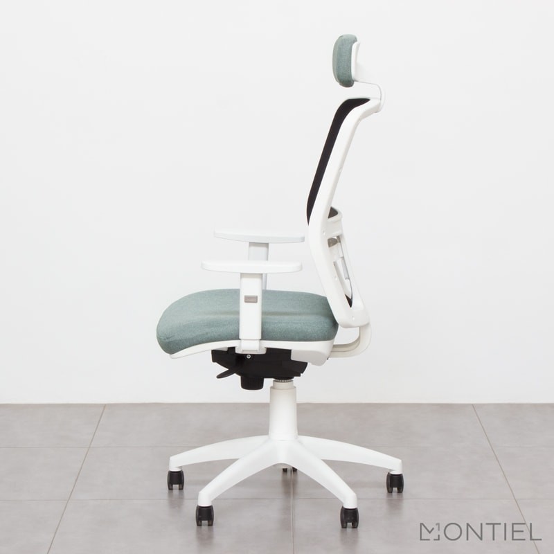 gallery-item