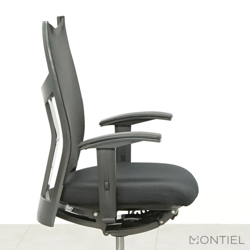 gallery-item