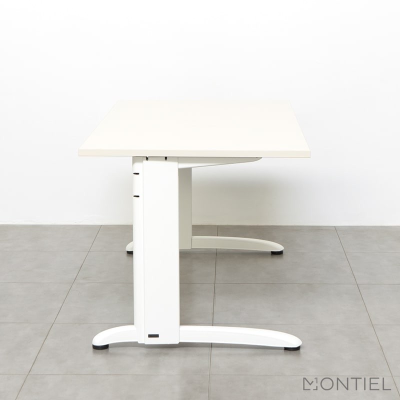gallery-item