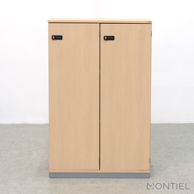 gallery-item