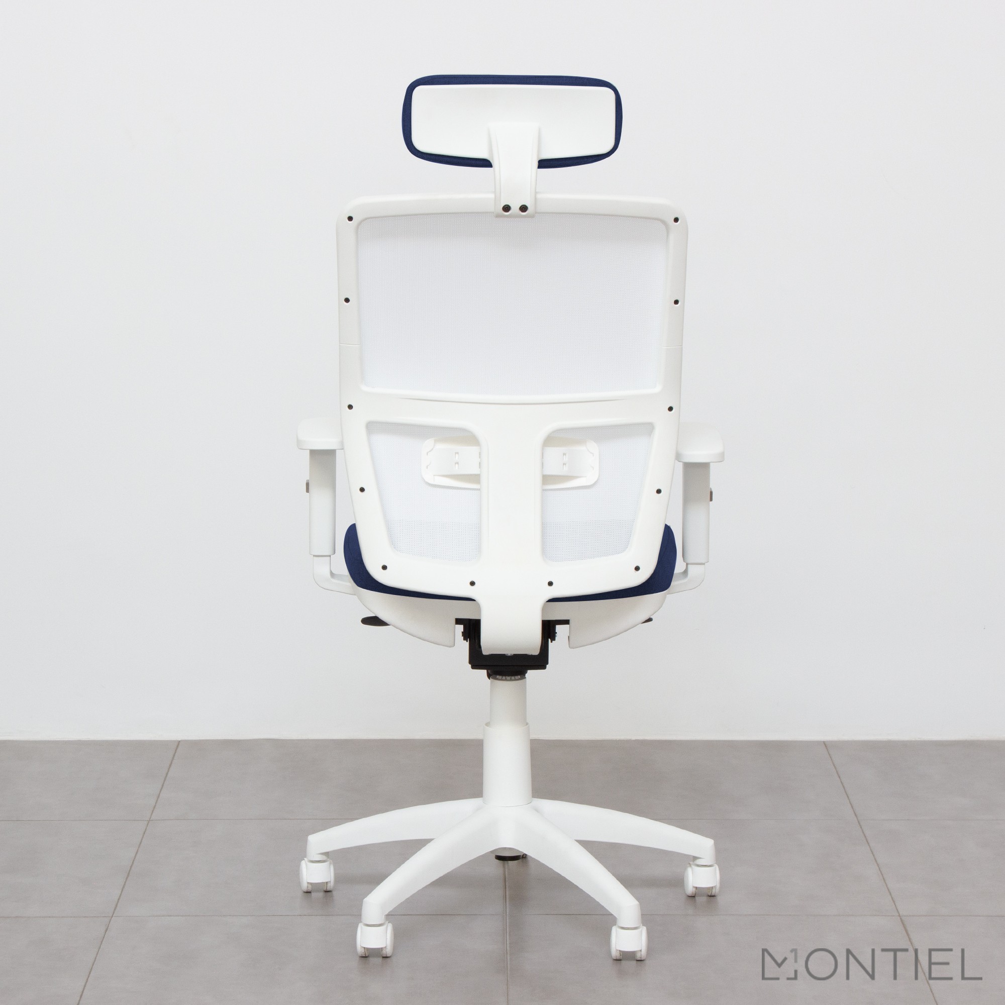 gallery-item