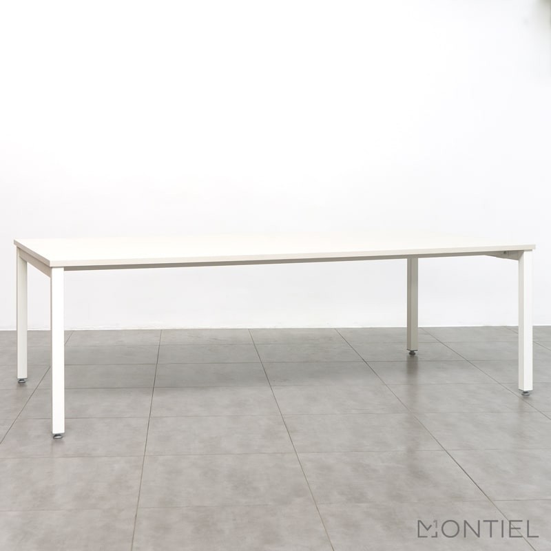 gallery-item