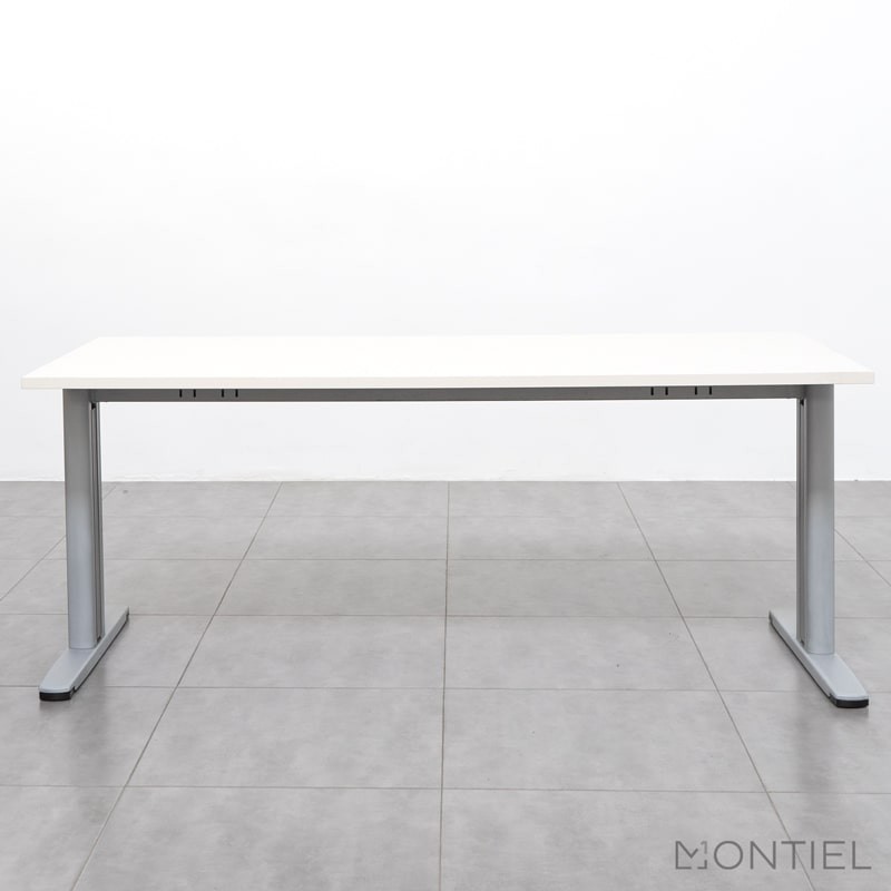 gallery-item