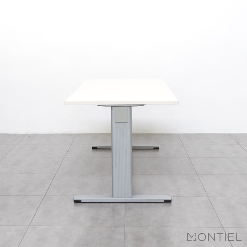 gallery-item