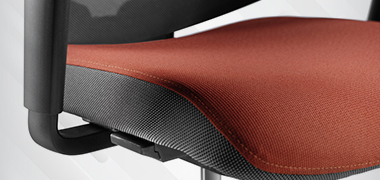 Descubre cómo tapizar tu silla de oficina