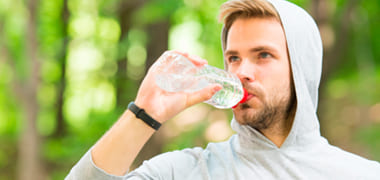 La importancia de hidratarse en el trabajo