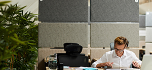 Cómo mejorar la acústica en tu oficina