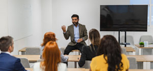 Talleres de desarrollo personal en oficinas: fortalece el equipo y mejora la motivación