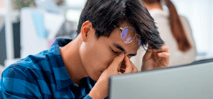 Ejercicios para Relajar tus Ojos tras un Día de Trabajo